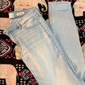 Hollister jeans